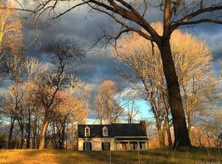 783 Sports Lake Rd, New Canton, VA 23123