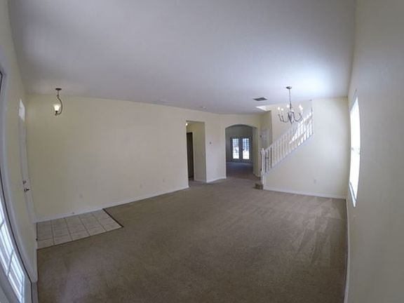 4th image of 1939 Saffron Plum Ln