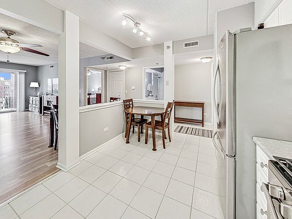 5th image of 7081 W Touhy Ave APT 510