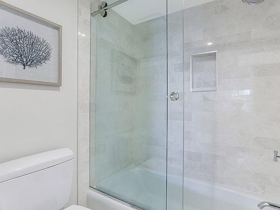 5th image of 3443 Gulf Shore Blvd N APT 715