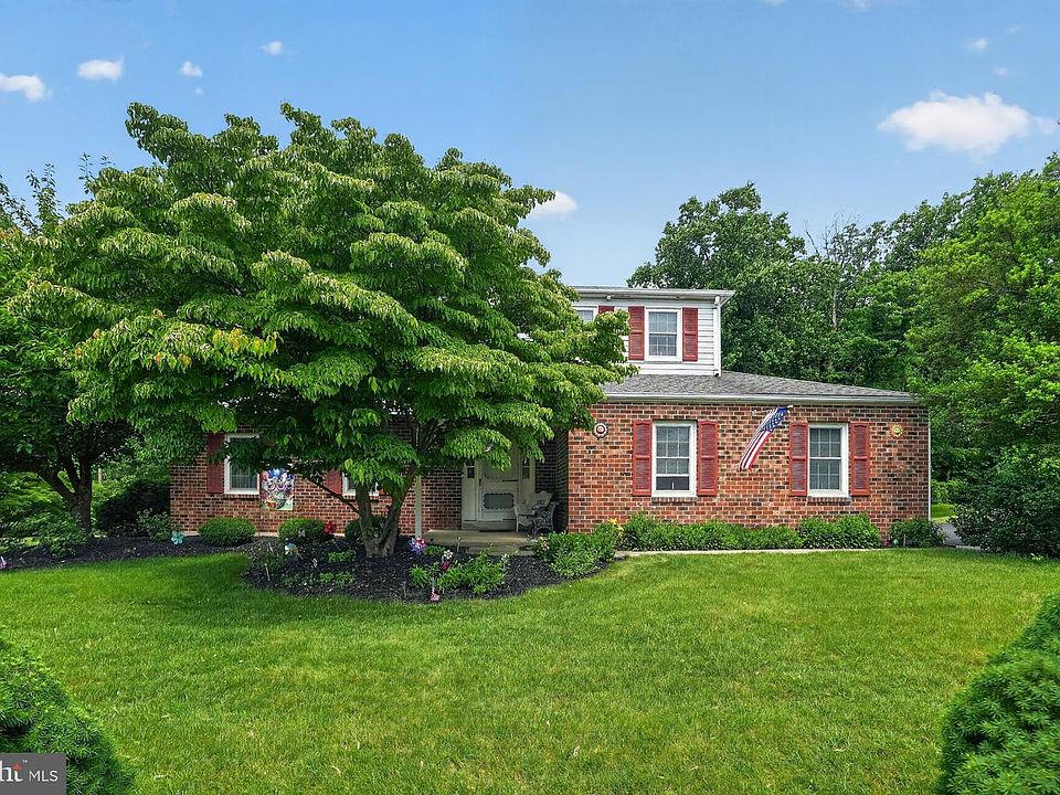1st image of 3025 Green Ridge Dr
