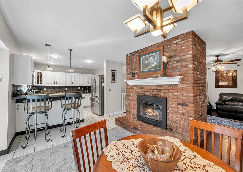 32 Stebbins Rd, Monson, MA 01057 Zillow