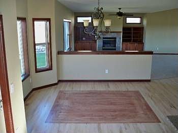 2nd image of 9362 Kagan Cir NE