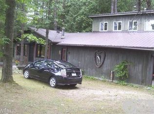 12453 Riverbend Rd, Evart, MI 49631