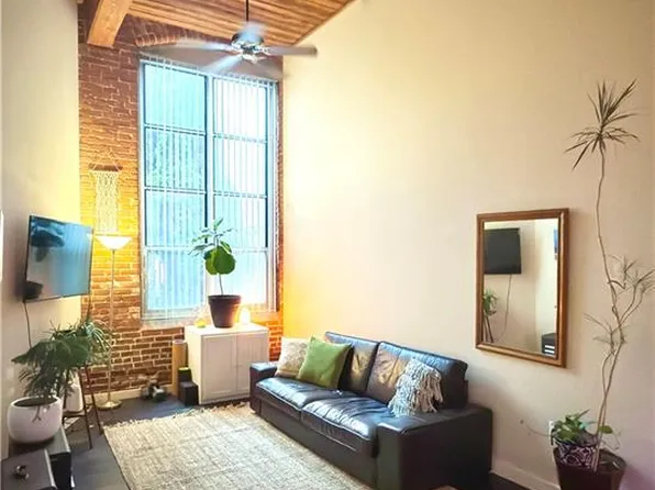 494 Woonasquatucket Ave APT 111, North Providence, RI 02911