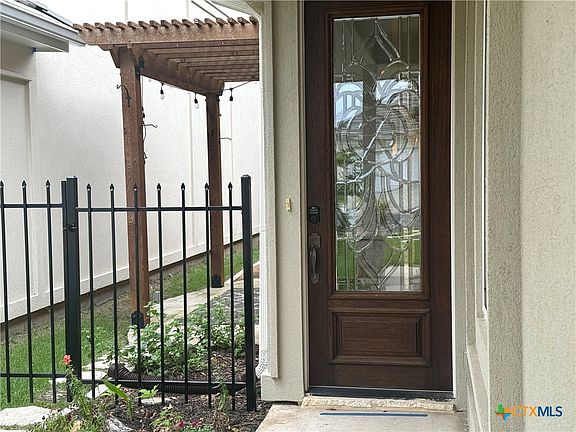 3rd image of 2220 Garden Ct