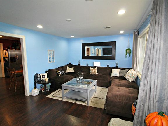 3rd image of 2446 Northdale Dr