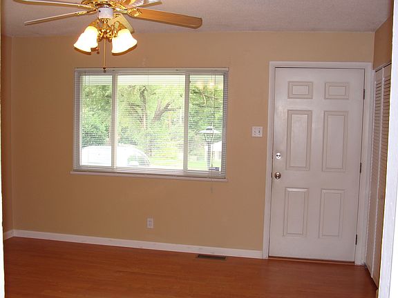 2nd image of 1708 Leaf Crest Dr