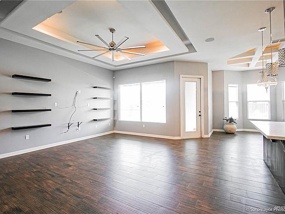 4th image of 2504 N McLeod Ave