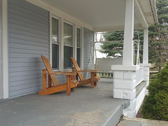 2nd image of 3332 Prairie St SW