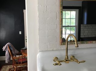 21 Chestnut St, Downingtown, PA 19335