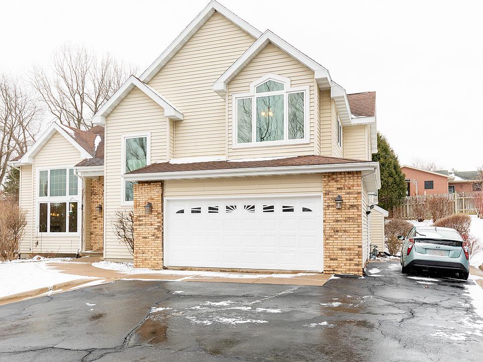 1st image of W5761 Thistledown Dr