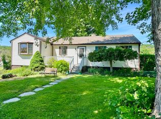 11 Poplar Hill Rd, Haydenville, MA 01039