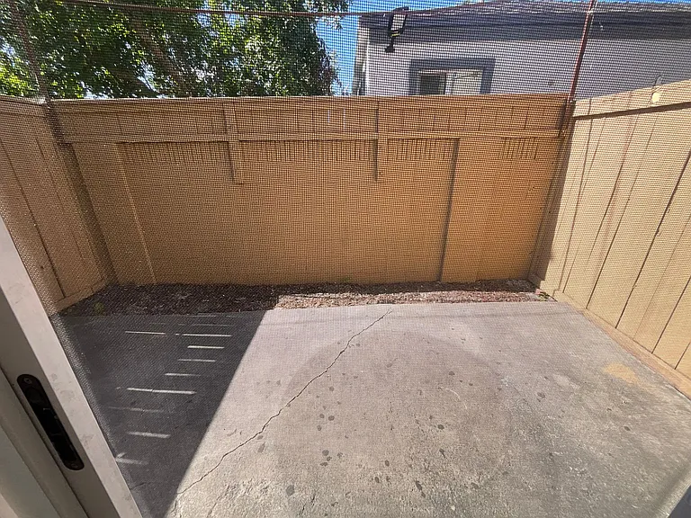 8182 7th St — Photo 29