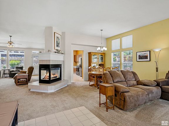 4th image of 815 Vivian Dr