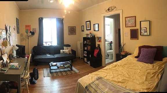 2nd image of 656 W Oakdale Ave APT 2D