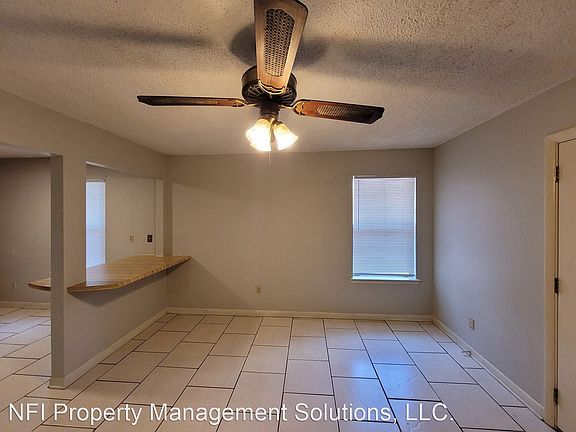 3rd image of 1381 Jasma Ln #B