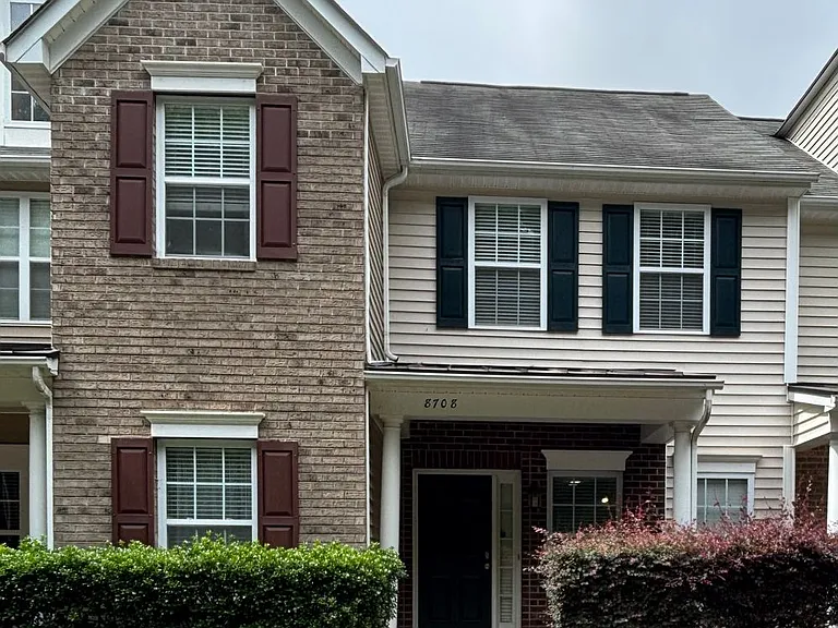 8708 Twined Creek Ln — Photo 1