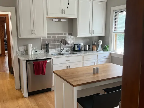 1117 S Layton Blvd, Milwaukee, WI 53215