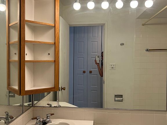 4th image of 611 W Patterson Ave #315
