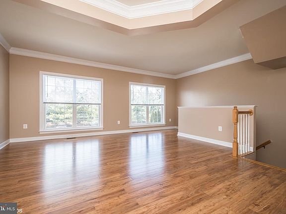 5th image of 6066 Popes Creek Pl
