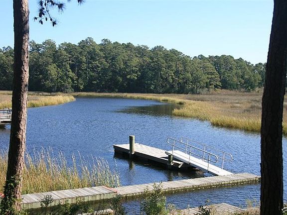 4th image of 6521 Walden Pond Lane