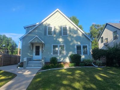 1010 N 1st St, Aberdeen, SD, 57401