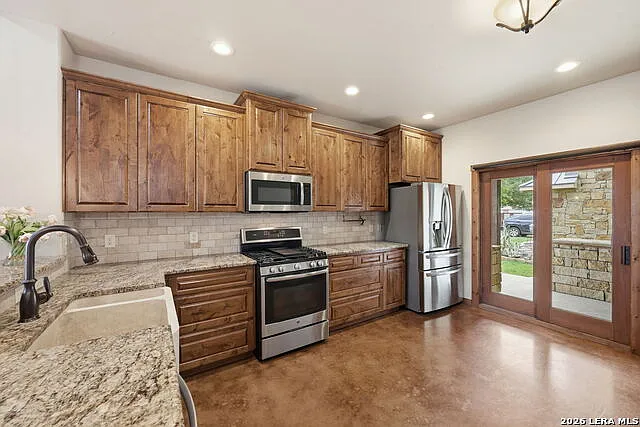 1694 Gruene Vineyard Xing — Photo 10