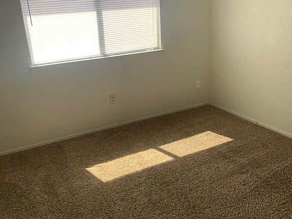 4th image of 1626 Camphor Way