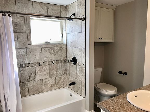 3rd image of 61 West St #61B