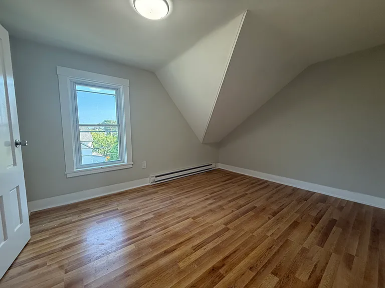 376 Summer St #3 — Photo 8