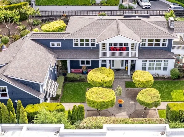 10207 NE 60th Street, Kirkland, WA 98033