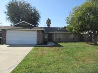 693 Mike Ln, Lemoore, CA 93245