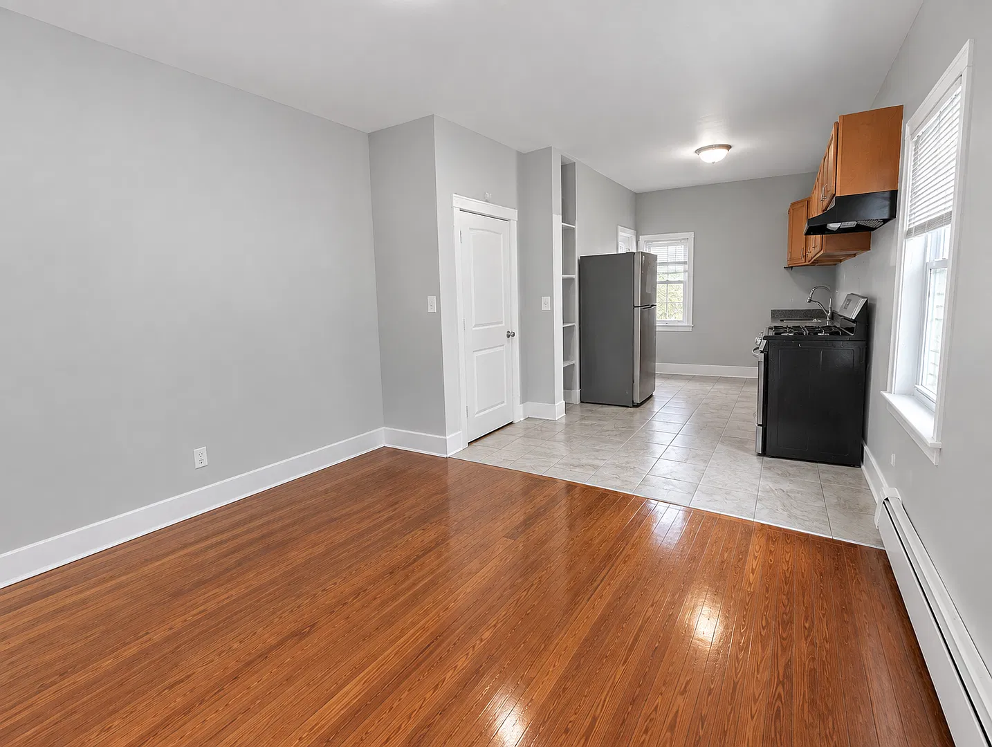 700 Emory St. — Photo 2