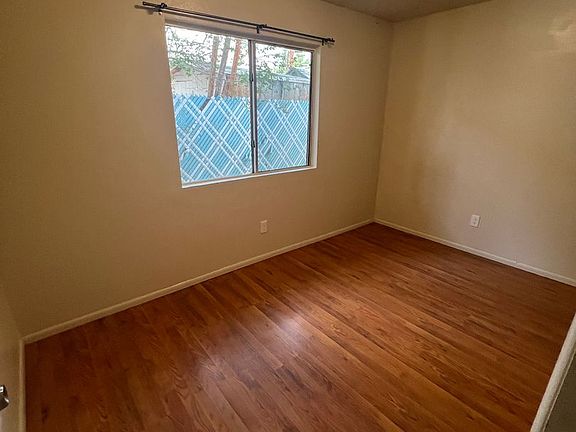 5th image of 2814 N Center St APT 2