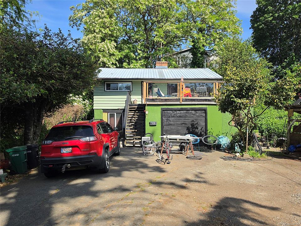 1st image of 713 Victoria Rd
