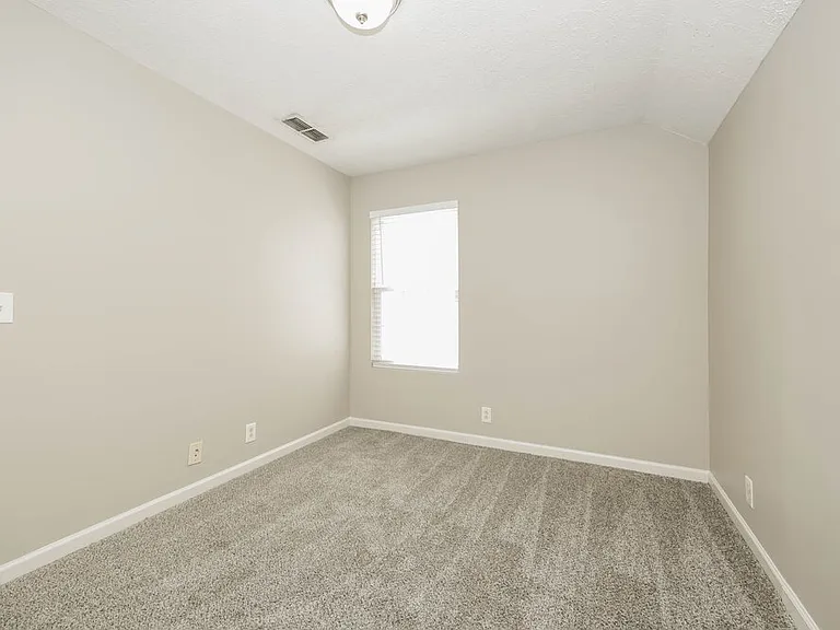 2726 Apostle Ln — Photo 14