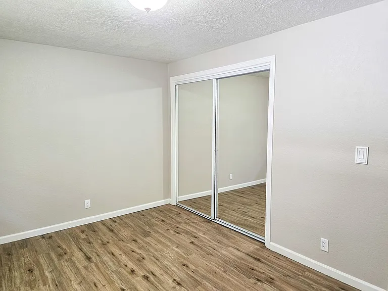 5245 Lone Oak Rd SE — Photo 17