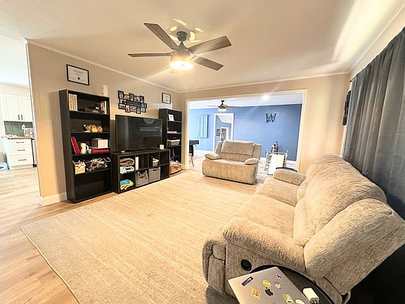 2nd image of 203 Division St