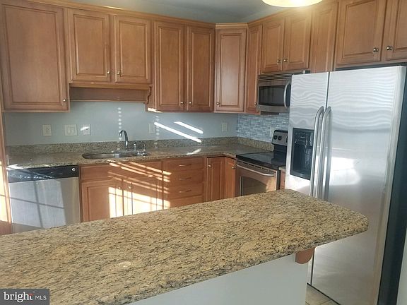5th image of 200 Edelen Station Pl #6202