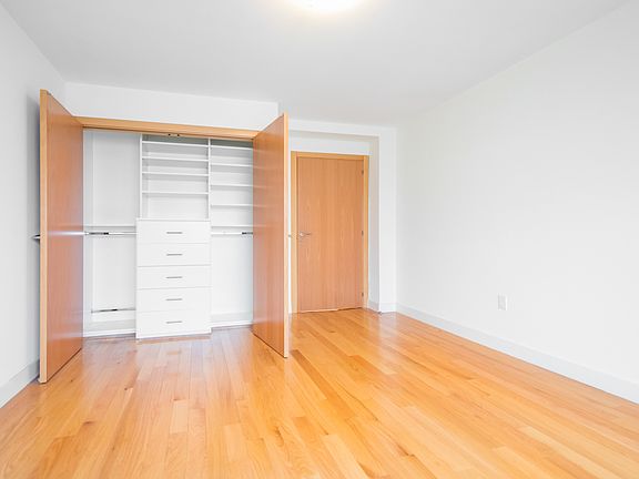4th image of 31-35 31st St #612
