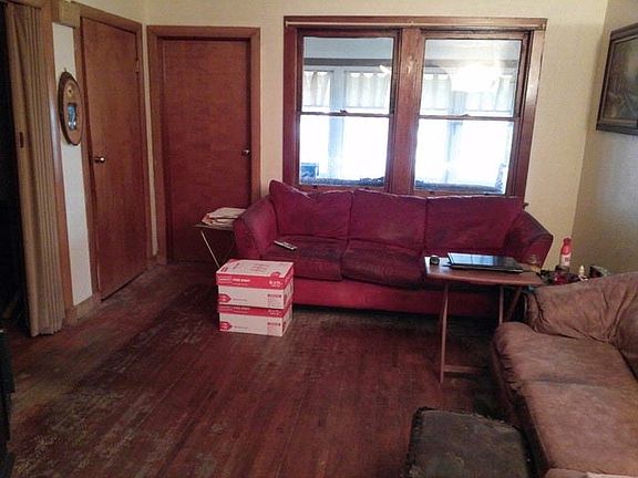2nd image of 7747 W Grand Ave