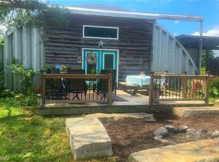 8725 State Route 7, Williamsfield, OH 44093