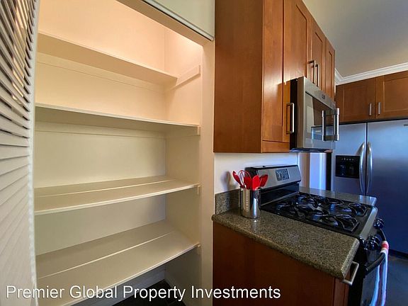 5th image of 605 N Tularosa Dr #8681720