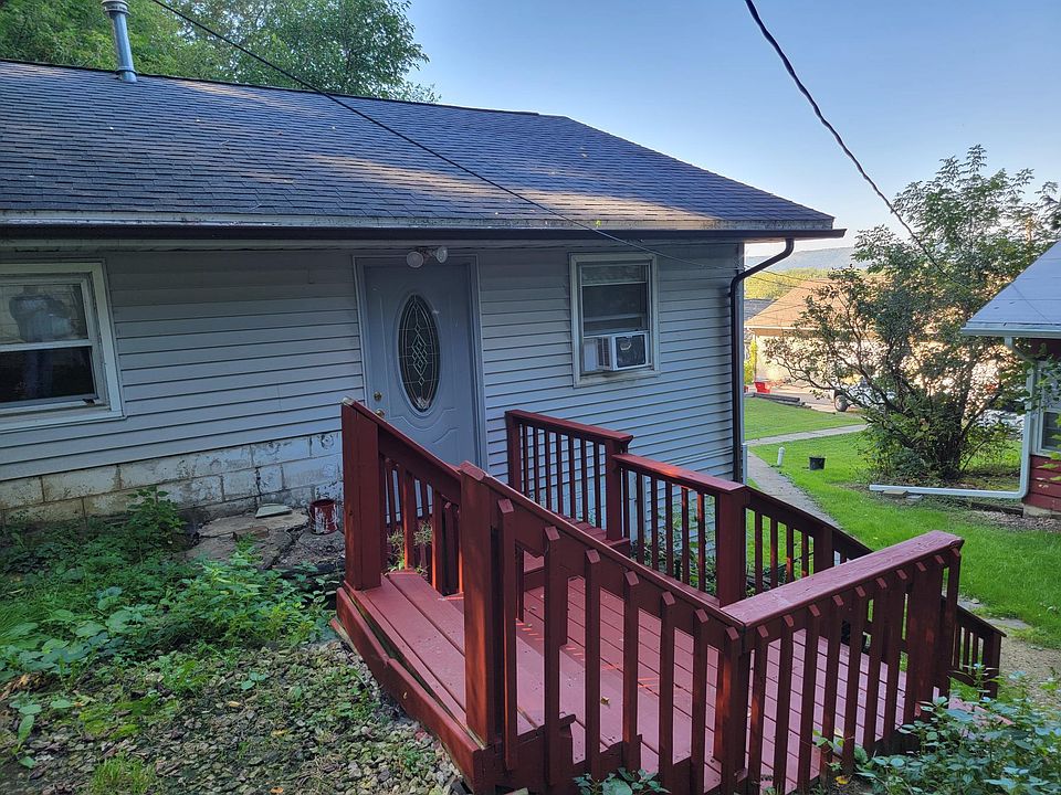 1st image of 36135 Old Cartway Dr
