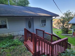 36135 Old Cartway Dr, Winona, MN 55987