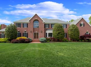 25 Homestead Dr, Colts Neck, NJ 07722