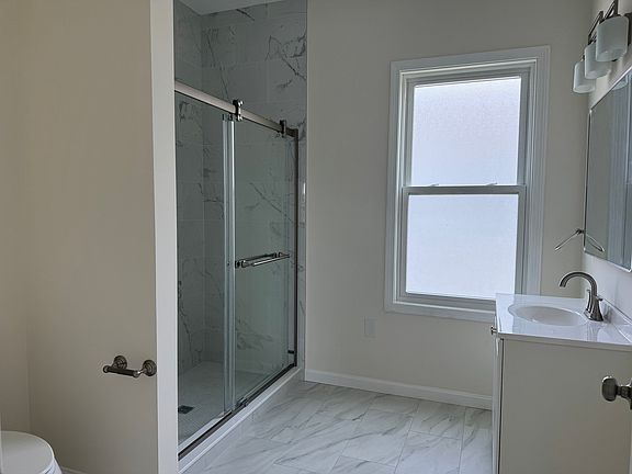 4th image of 247 Harvard St APT 3