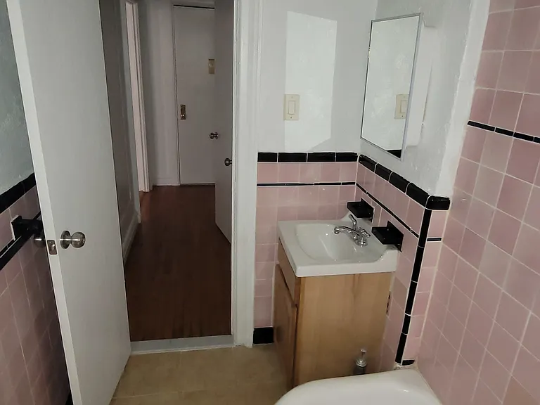 3175 Grand Concourse #F3 — Photo 9