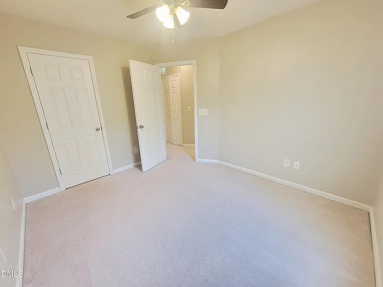 7248 Racine Way — Photo 32